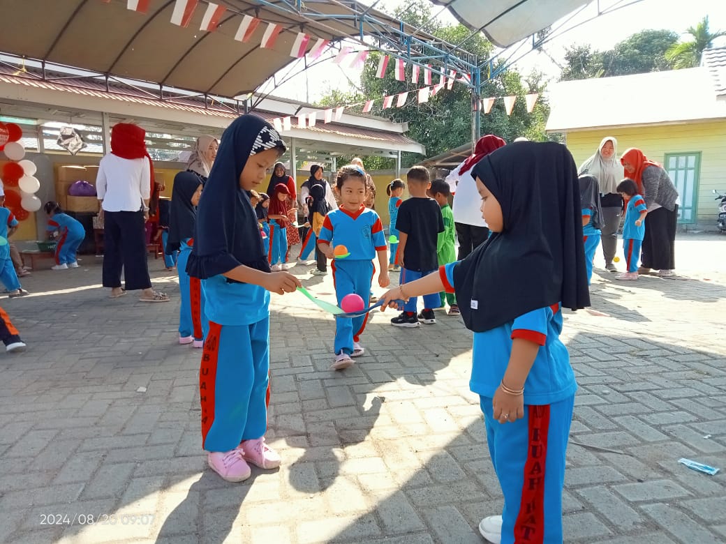 Semangat Patriotisme Anak-anak PAUD Buah Hati: Meriahkan HUT RI ke-79 dengan Lomba Kreatifitas